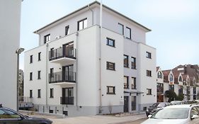Seeger Living Premium West